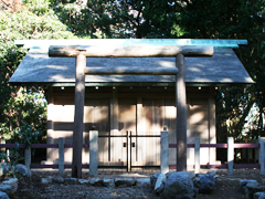 伊勢神宮領である中手島はおんべ鯛の保管場所となっている